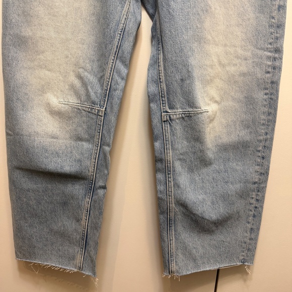 Madewell, The Darted Barrel-Leg Jean, MSRP $148, NWT CURRENT - Picture 6 of 15